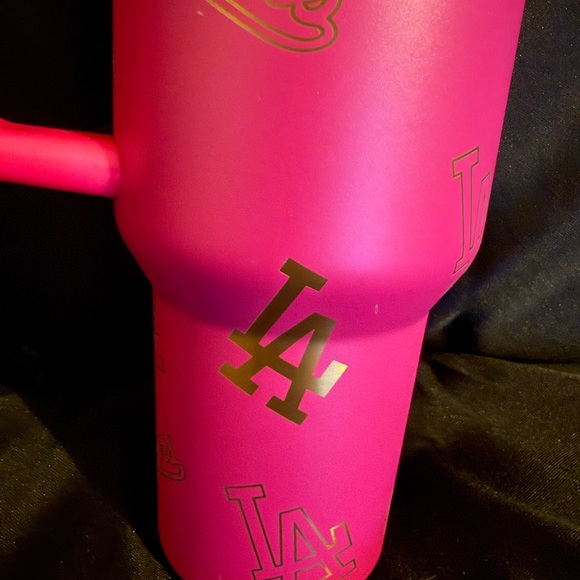 New Stanley 40oz Laser LA Engraved Dodgers Hot Pink Tumbler *No Original Box* - Picture 12 of 15